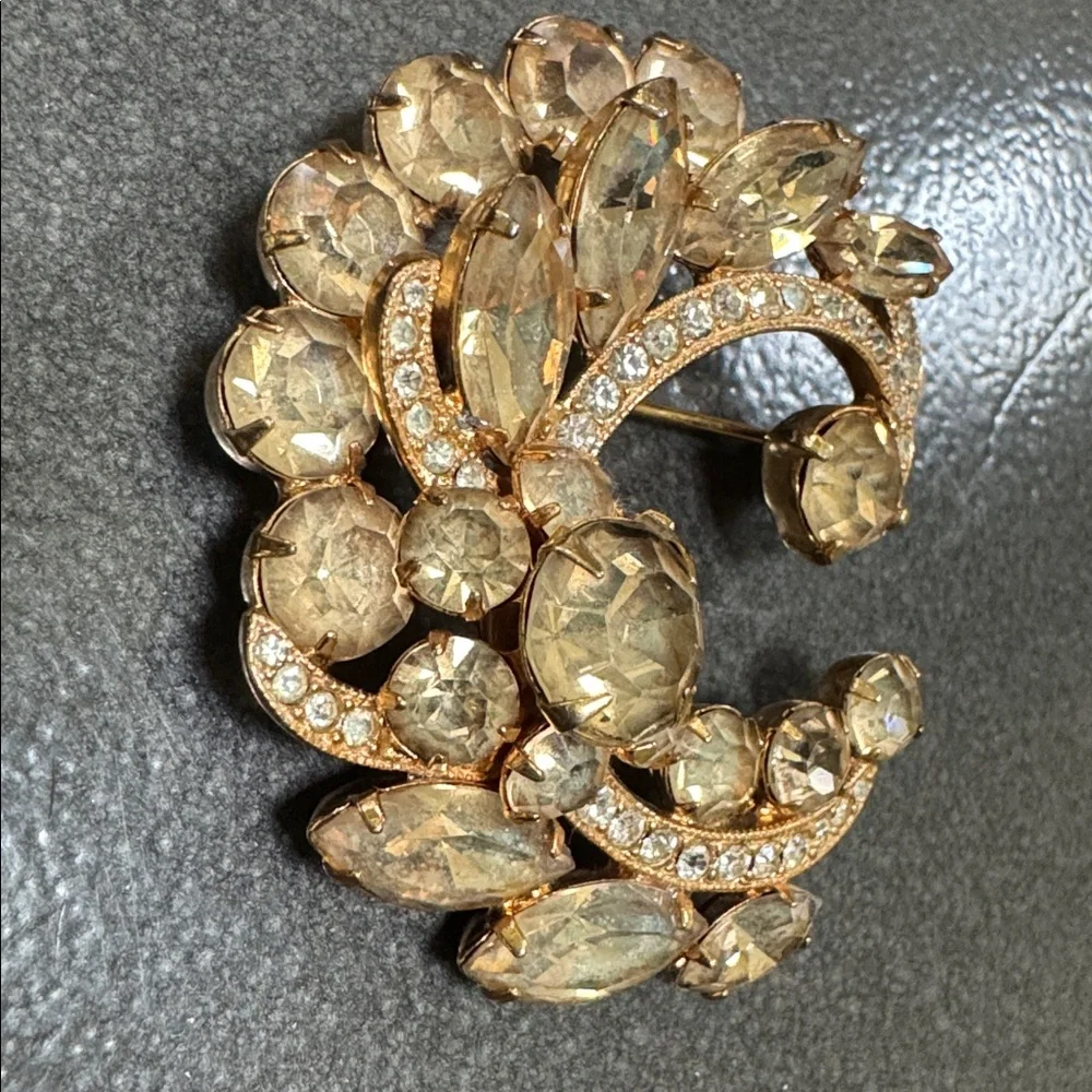 EISENBERG ICE BROOCH CRYSTALS VINTAGE Gold Tone c≈1950s Champagne & Clear STONES